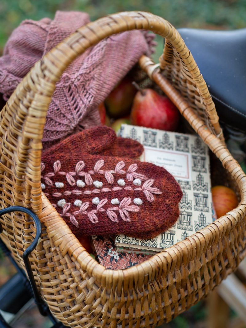 EmbroideryOnKnits EmbroideringMittens